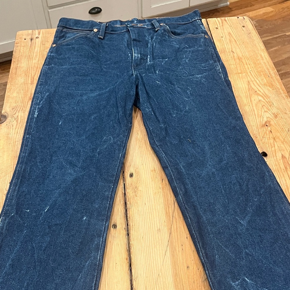 Wrangler Men's Deep Blue Straight Jeans